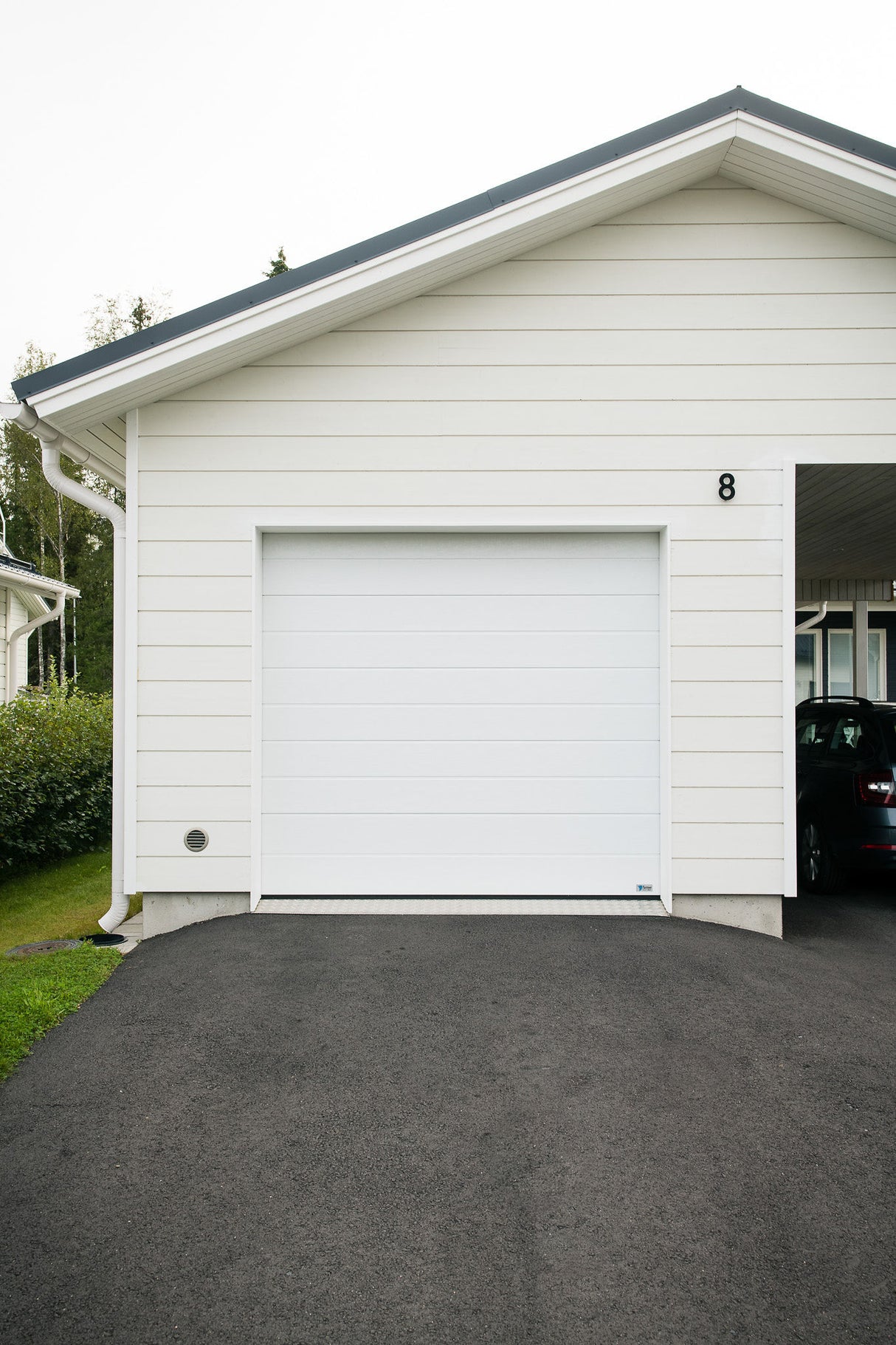 Turner 820 premium garageport, vit