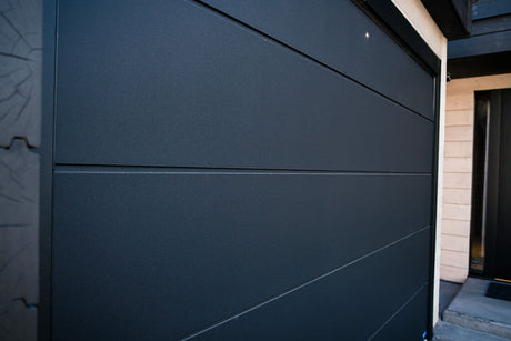 Turner Door Garageport. premium garageport Turner 800PE, satin svart (matt)